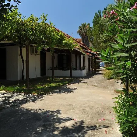 Korakakis 公寓